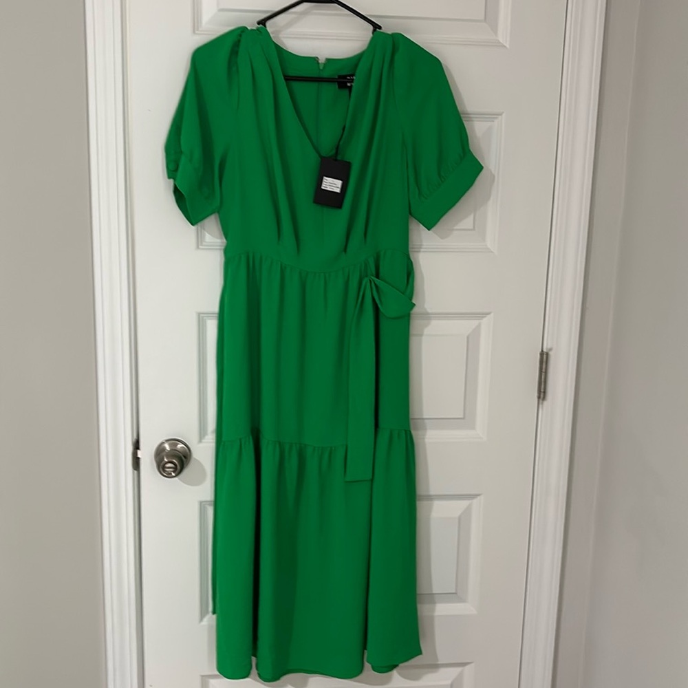 Dkny green size 8 new with tags dress !